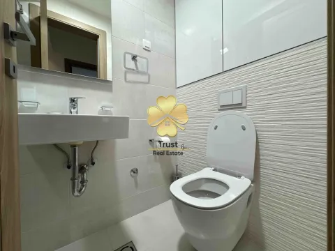 Izdavanje, dvosoban stan, 75m², Master Kvart, Podgorica - image 11