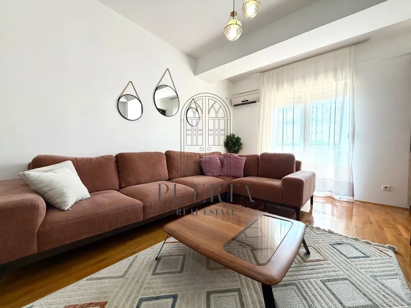 Rent, two bedroom apartment, 78m², City Kvart, Podgorica
