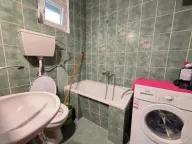 Rent, house, 105m², Tološi, Podgorica - image 6