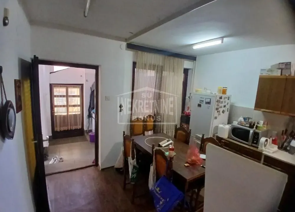 Sale, house, 76m², Gat, Subotica