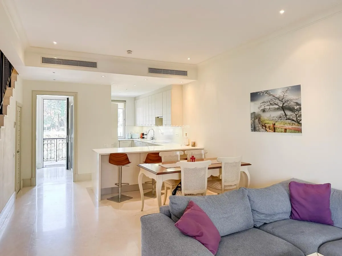 Prodaja, dvosoban stan, 115m², Porto Montenegro, Tivat
