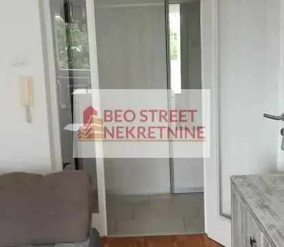 Rent, three bedroom apartment, 55m², Skojevsko Naselje, Beograd - image 9