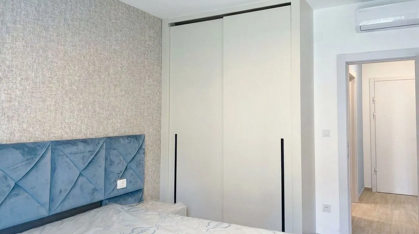 Rent, one bedroom apartment, 57m², Bečići, Budva