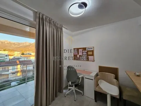 Izdavanje, trosoban stan, 120m², Ilino, Bar - image 16