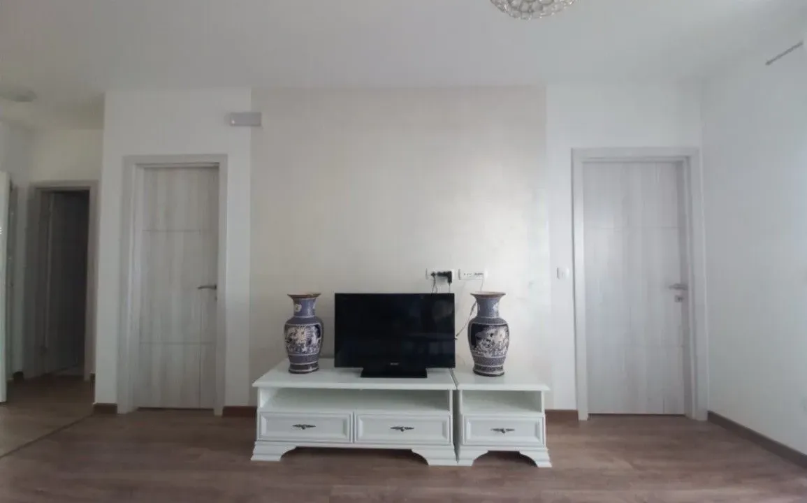 Izdavanje, dvosoban stan, 60m², Topla, Herceg Novi