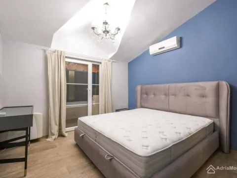 Sale, house, 198m², Tivat, Crna Gora - image 9