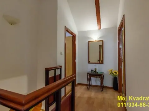 Prodaja, četvorosoban stan, 104m², Stari Grad, Beograd - image 18