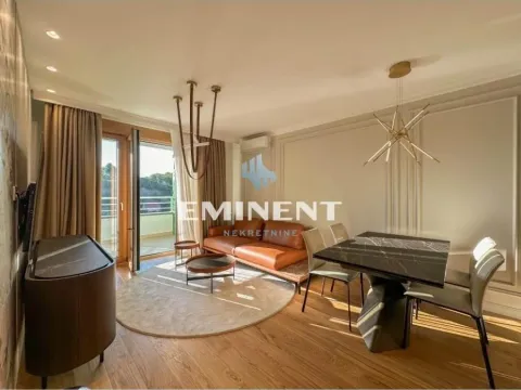 Sale, three bedroom apartment, 72m², Novi Beograd Blok 65, Novi Beograd Sve Podlokacije - image 1