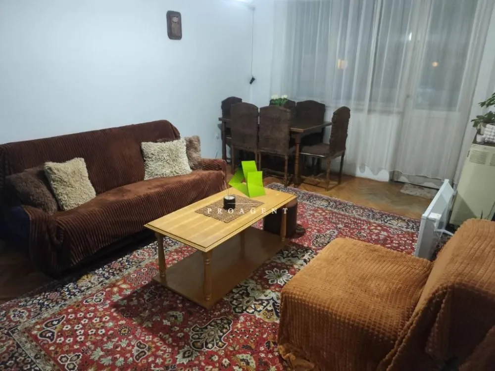 Prodaja, trosoban stan, 63m², Pantelej, Niš