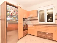 Rent, house, 175m², Vranići, Podgorica - image 6