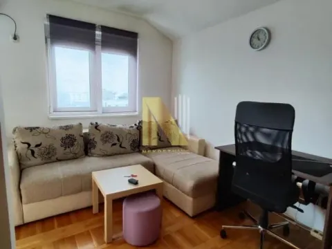 Izdavanje, garsonjera, 25m², Salajka, Novi Sad Sve Podlokacije - image 4
