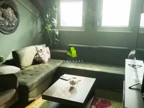 Prodaja, trosoban stan, 66m², Palilula, Niš