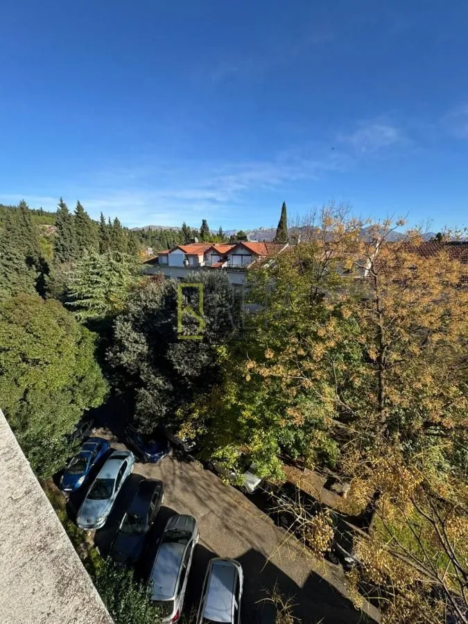 Prodaja, jednosoban stan, 49m², Centar, Podgorica