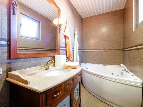 Sale, three bedroom apartment, 179m², Kamenovo, Budva - image 10