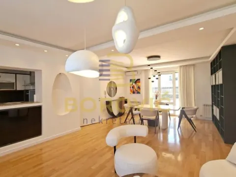 Izdavanje, stan, 150m², Senjak, Beograd - image 4