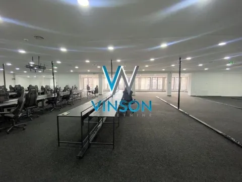 Izdavanje, poslovni prostor, 1050m², Novo naselje, Novi Sad - image 2