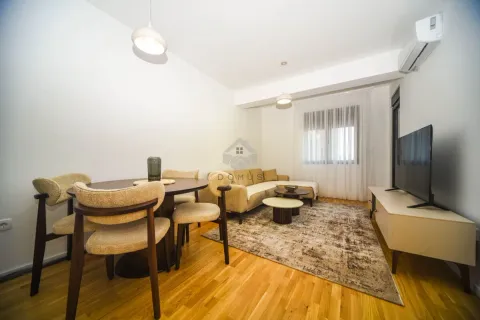 Rent, one bedroom apartment, 43m², Stari Aerodrom, Podgorica - image 2