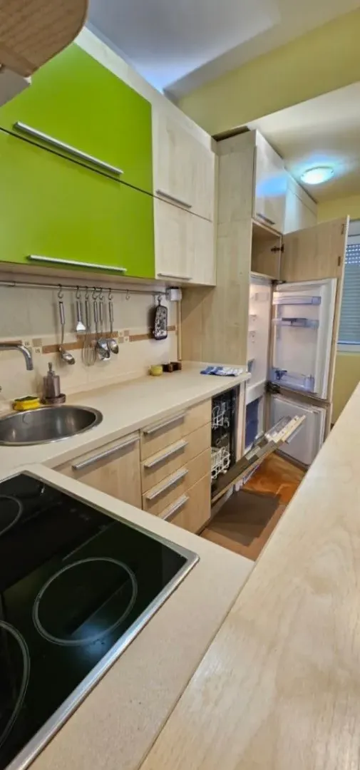 Rent, two bedroom apartment, 70m², Stari Aerodrom, Podgorica