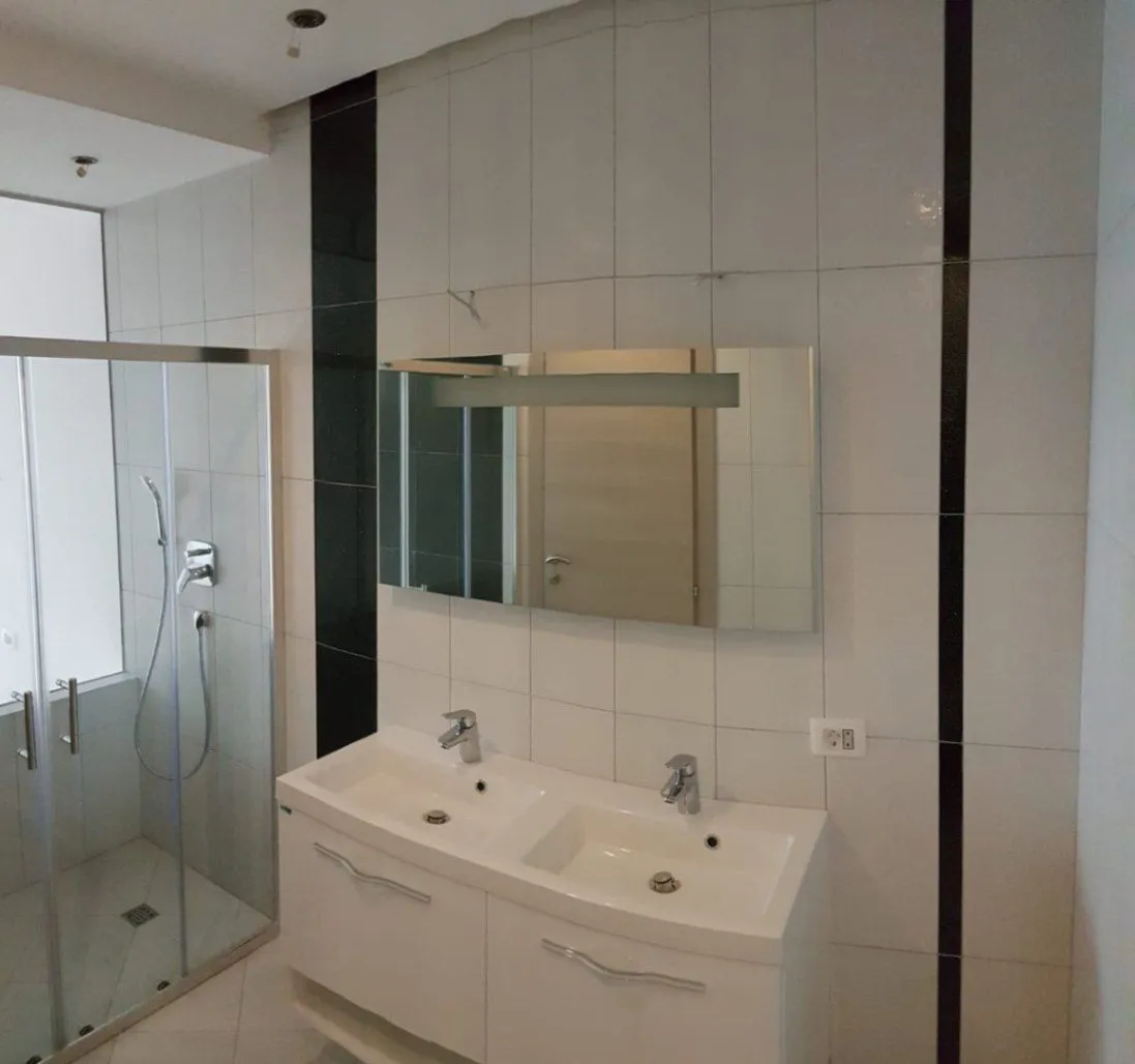 Sale, three bedroom apartment, 160m², Bečići, Budva