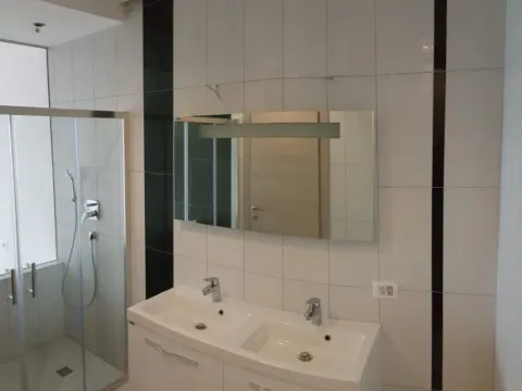 Sale, three bedroom apartment, 160m², Bečići, Budva - image 5