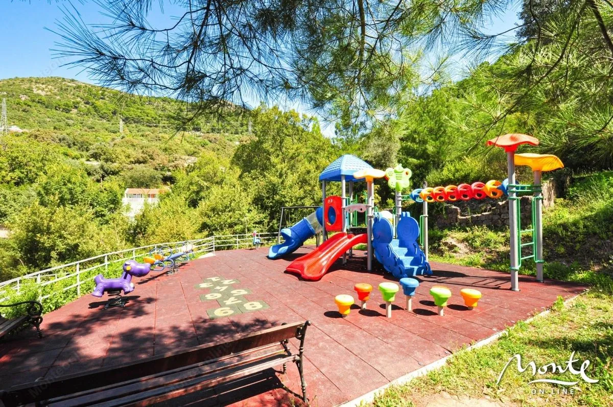 Prodaja, jednosoban stan, 50m², Tivat, Crna Gora