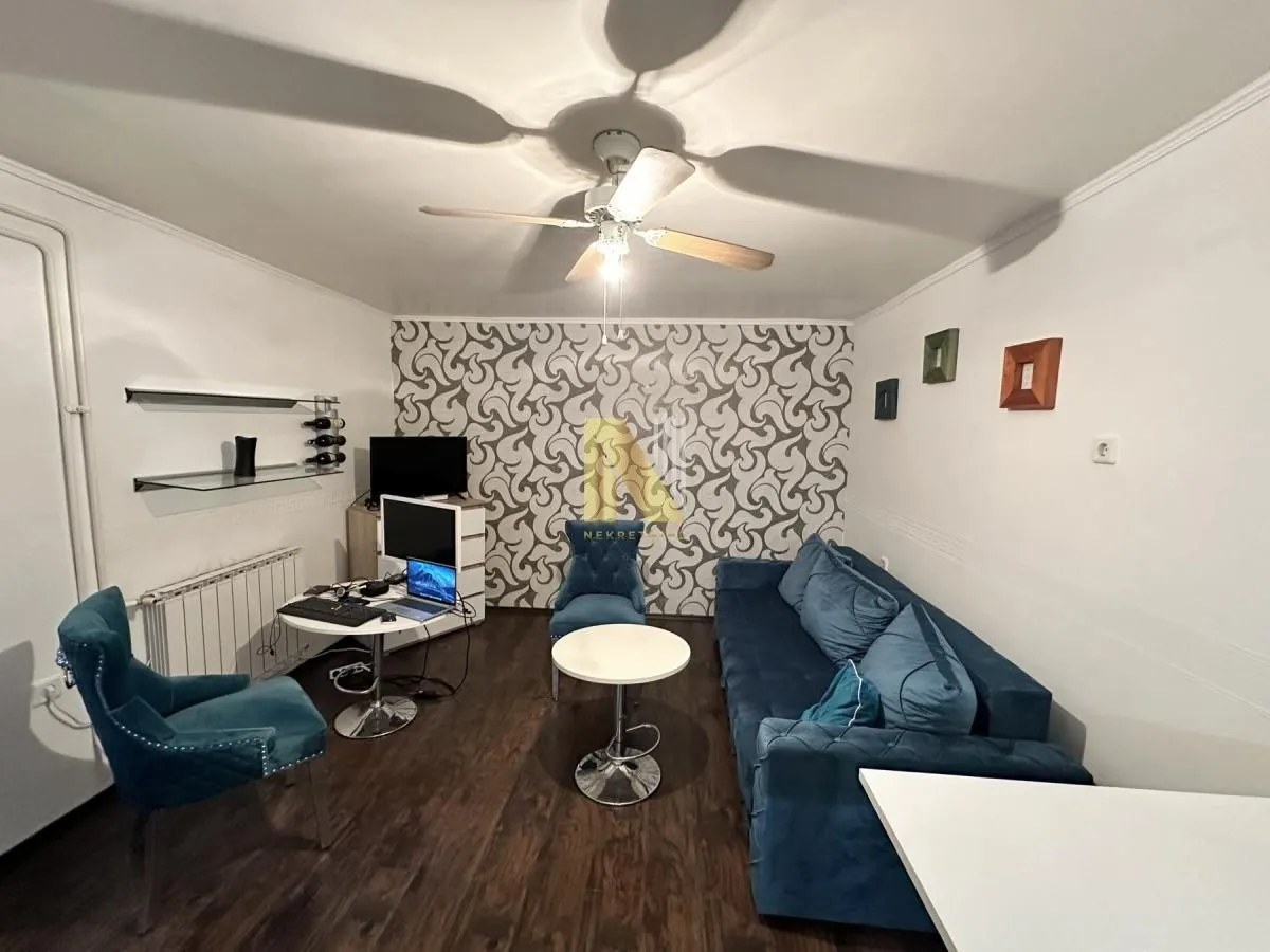 Sale, office space, 44m², Centar, Novi Sad