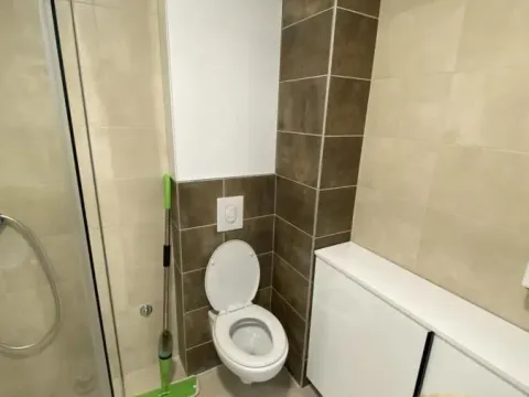 Izdavanje, dvosoban stan, 52m², Palilula Sve Podlokacije, Beograd - image 11