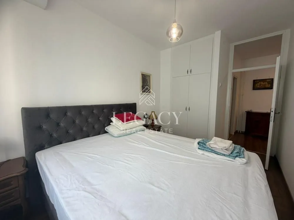 Izdavanje, dvosoban stan, 59m², Stari Grad, Beograd