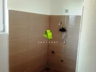 Izdavanje, trosoban stan, 90m², Palilula, Niš - image 8