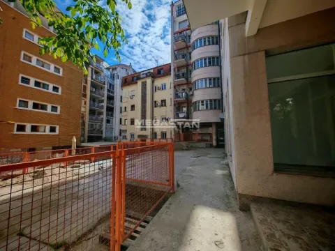 Prodaja, poslovni prostor, 37m², Vračar Centar, Vračar Sve Podlokacije - image 6