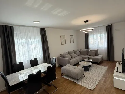 Prodaja, dvosoban stan, 78m², Stari Aerodrom, Podgorica - image 8