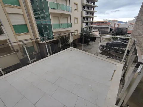 Sale, apartment, 78m², Bečići, Budva - image 4