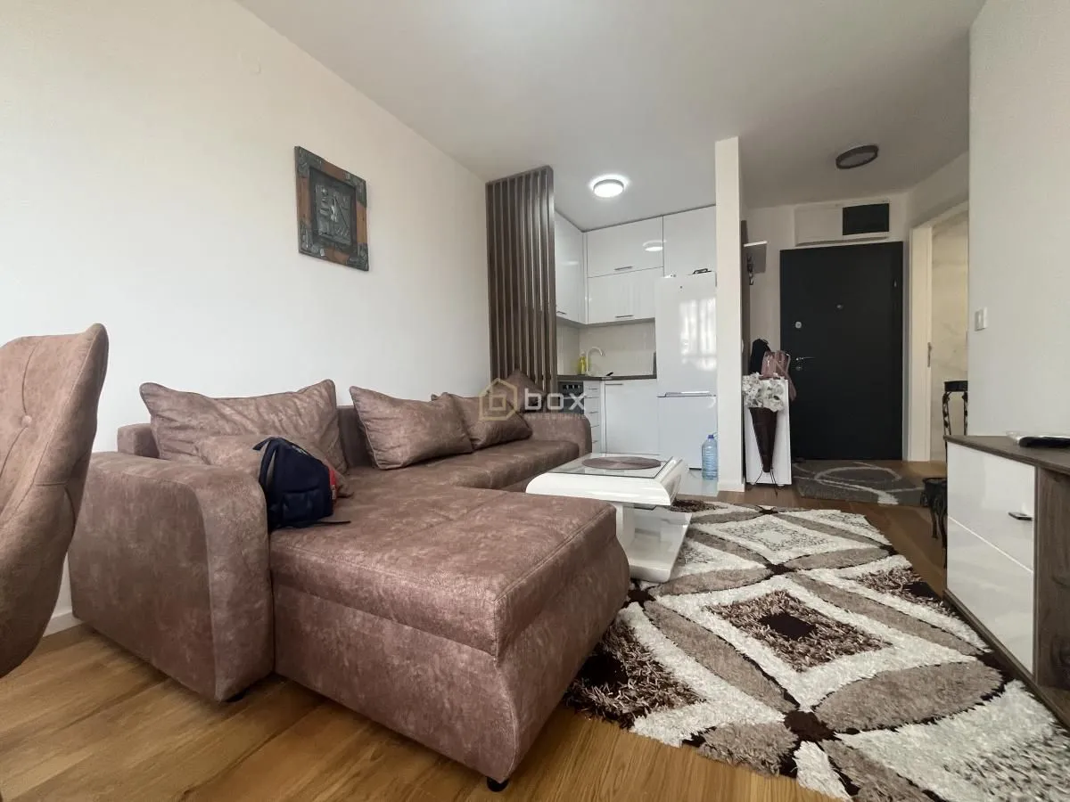 Rent, one bedroom apartment, 37m², Medijana, Niš