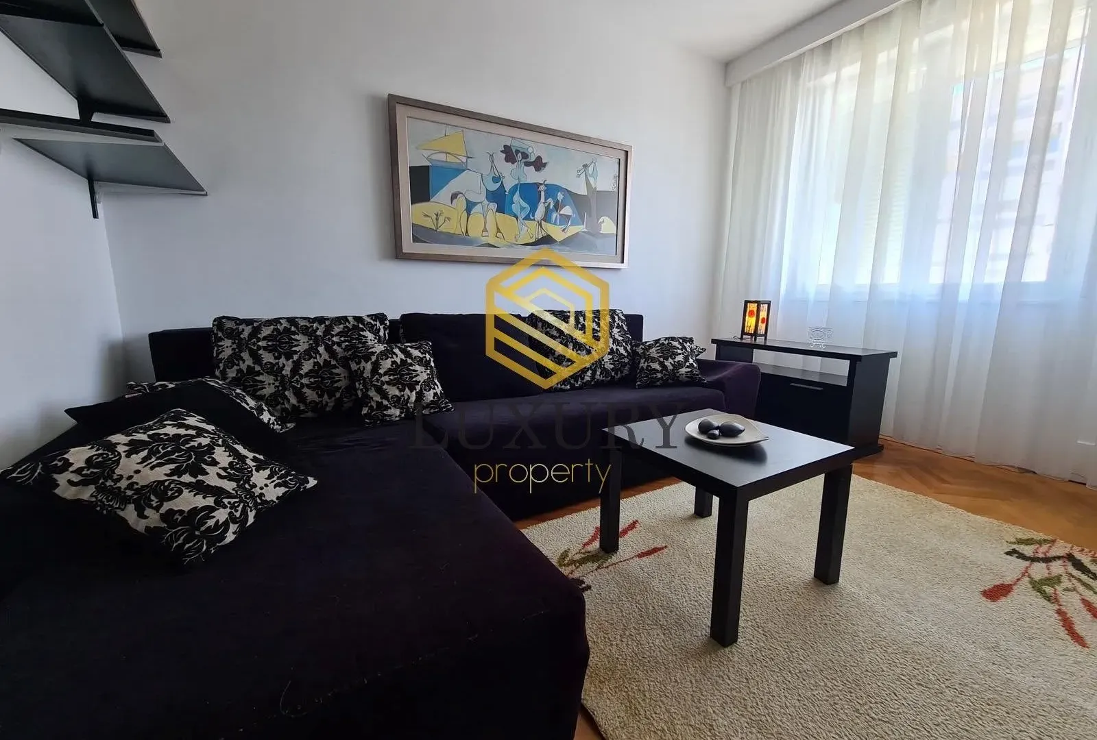 Izdavanje, dvosoban stan, 65m², Stara Varoš, Podgorica