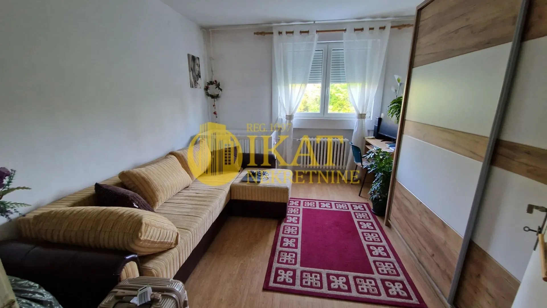 Prodaja, dvosoban stan, 50m², Kanarevo Brdo, Beograd