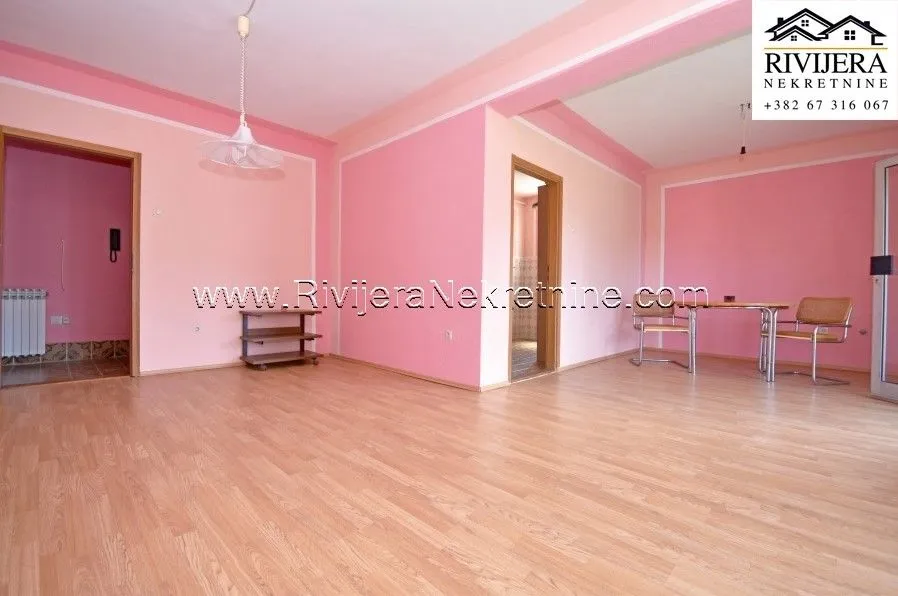 Prodaja, dvosoban stan, 79m², Đenovići, Herceg Novi