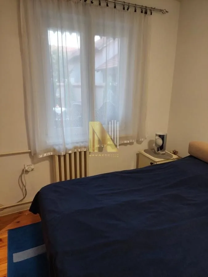 Prodaja, kuća, 102m², Cara Dušana, Novi Sad Sve Podlokacije