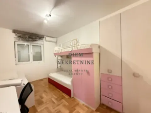 Izdavanje, dvosoban stan, 71m², Stari Aerodrom, Podgorica - image 7