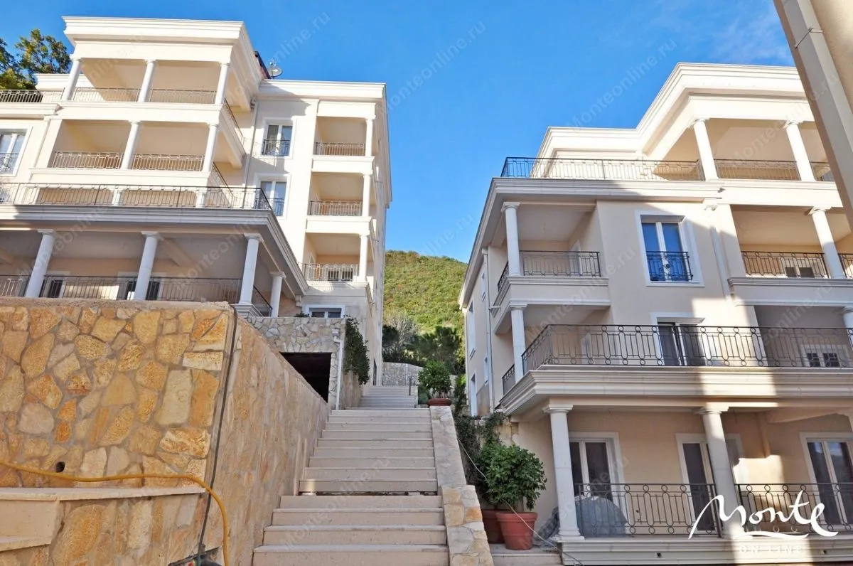 Prodaja, trosoban stan, 133m², Herceg Novi, Crna Gora