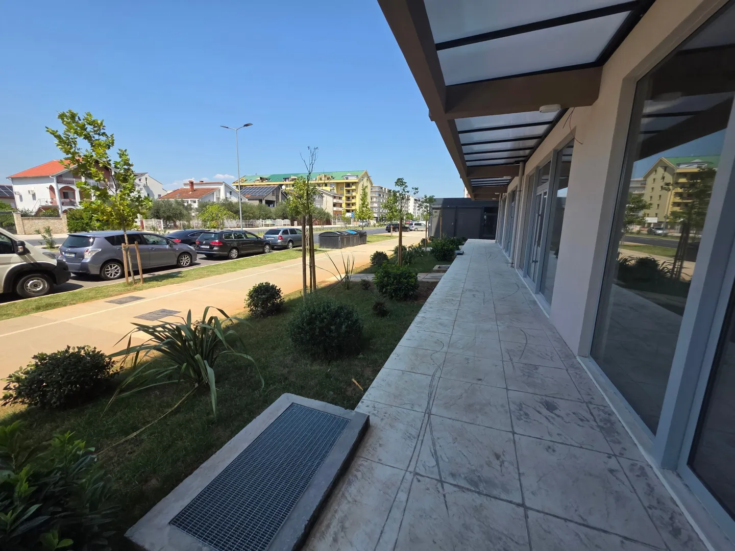 Rent, office space, 100m², Stari Aerodrom, Podgorica