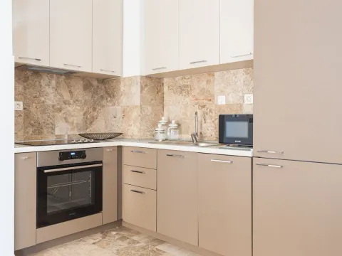 Sale, one bedroom apartment, 87m², Pržno, Budva - image 7