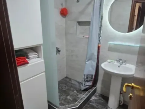 Izdavanje, dvosoban stan, 67m², Stari Aerodrom, Podgorica - image 7