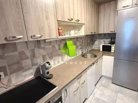 Rent, three bedroom apartment, 71m², Medijana, Niš - image 5