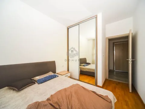 Prodaja, jednosoban stan, 46m², Stari Aerodrom, Podgorica - image 7