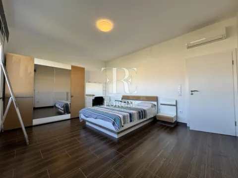 Izdavanje, kuća, 310m², Karaburško Polje, Podgorica - image 13