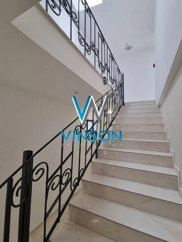 Rent, office space, 950m², Adamovićevo Naselje, Novi Sad Sve Podlokacije