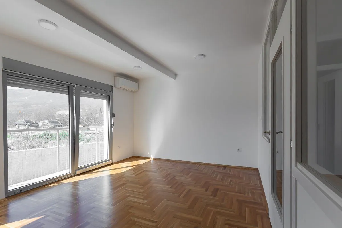 Prodaja, dvosoban stan, 73m², Danilovgrad, Crna Gora