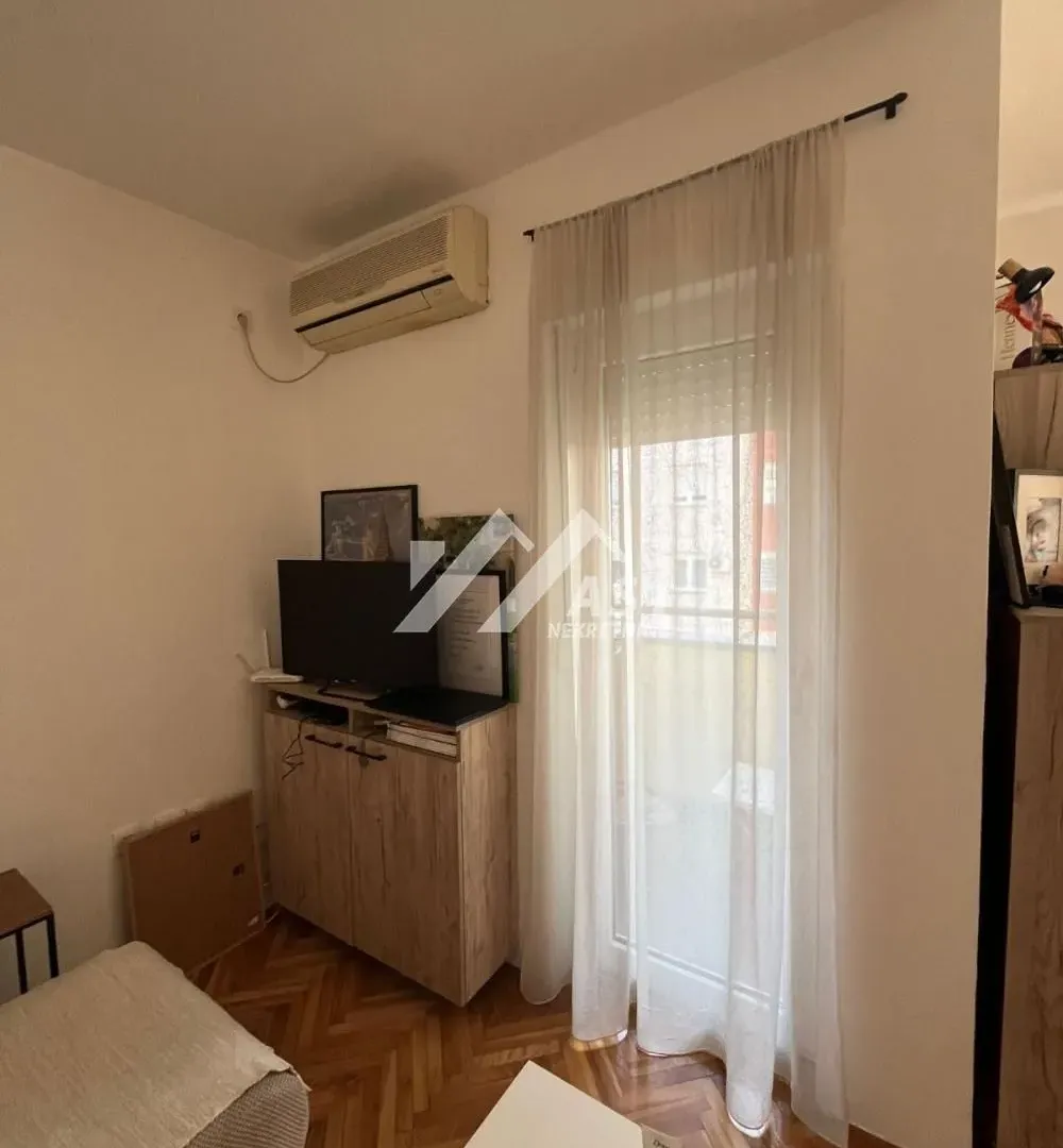 Izdavanje, dvosoban stan, 48m², Telep, Novi Sad Sve Podlokacije