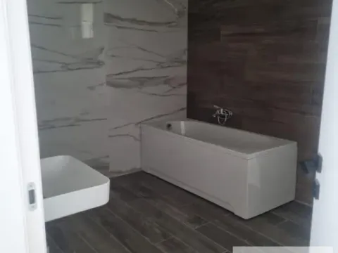 Prodaja, četvorosoban stan, 261m², Čubura, Beograd - image 10