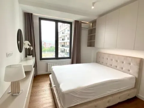 Izdavanje, trosoban stan, 75m², Bulevar, Niš - image 8